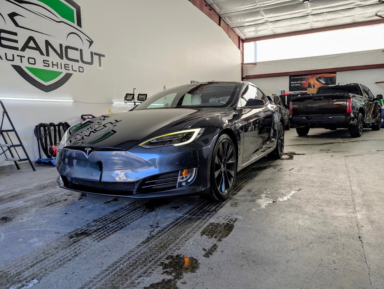 Business listing image