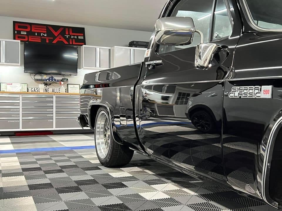 Business listing image