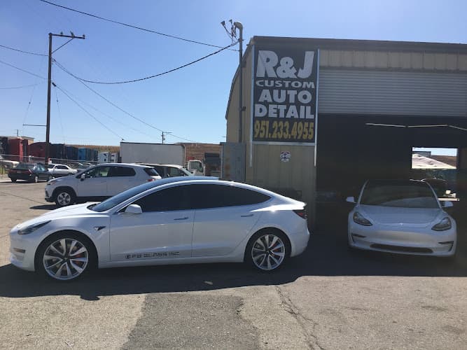 Business listing image