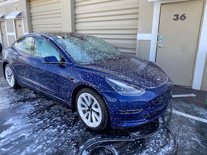 Business listing image