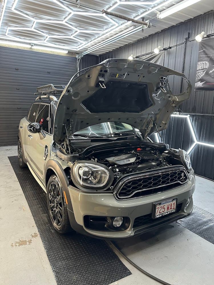 Business listing image