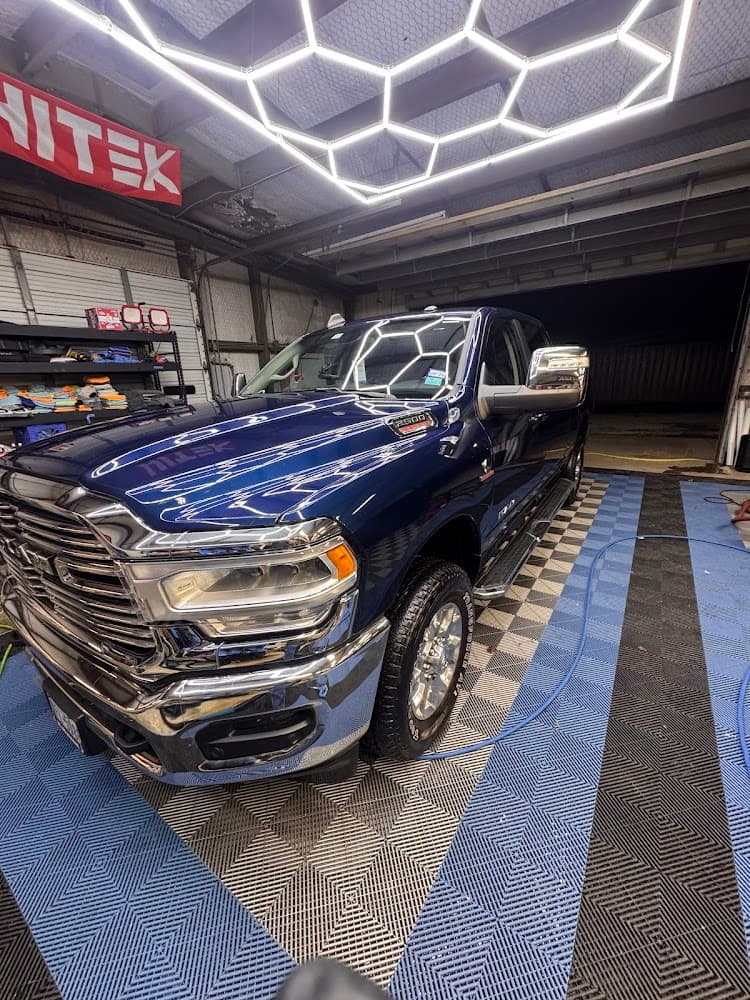 Business listing image