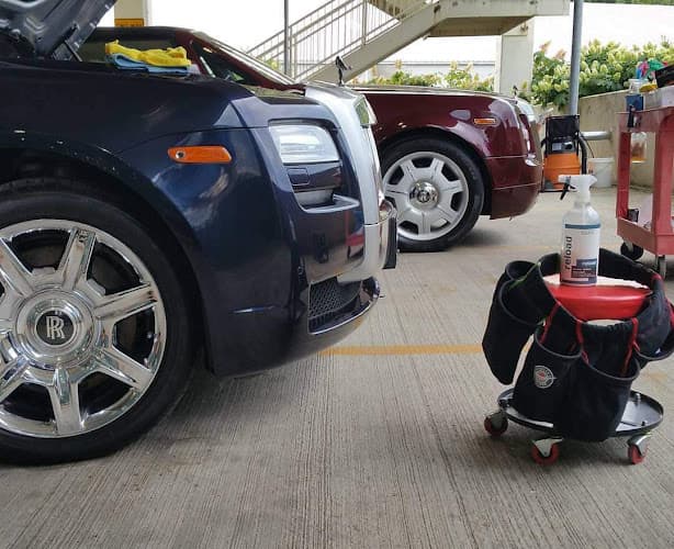 Business listing image