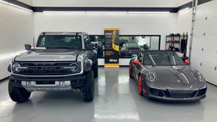 Business listing image