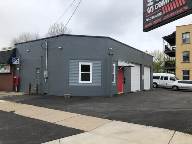 Business listing image