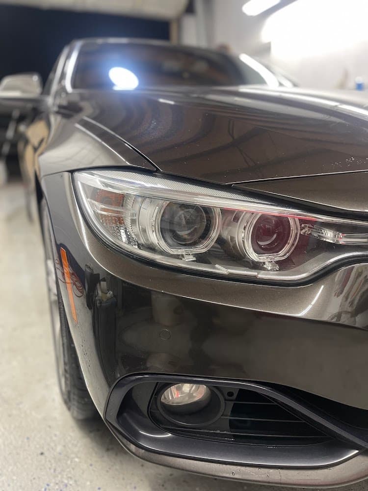 Business listing image