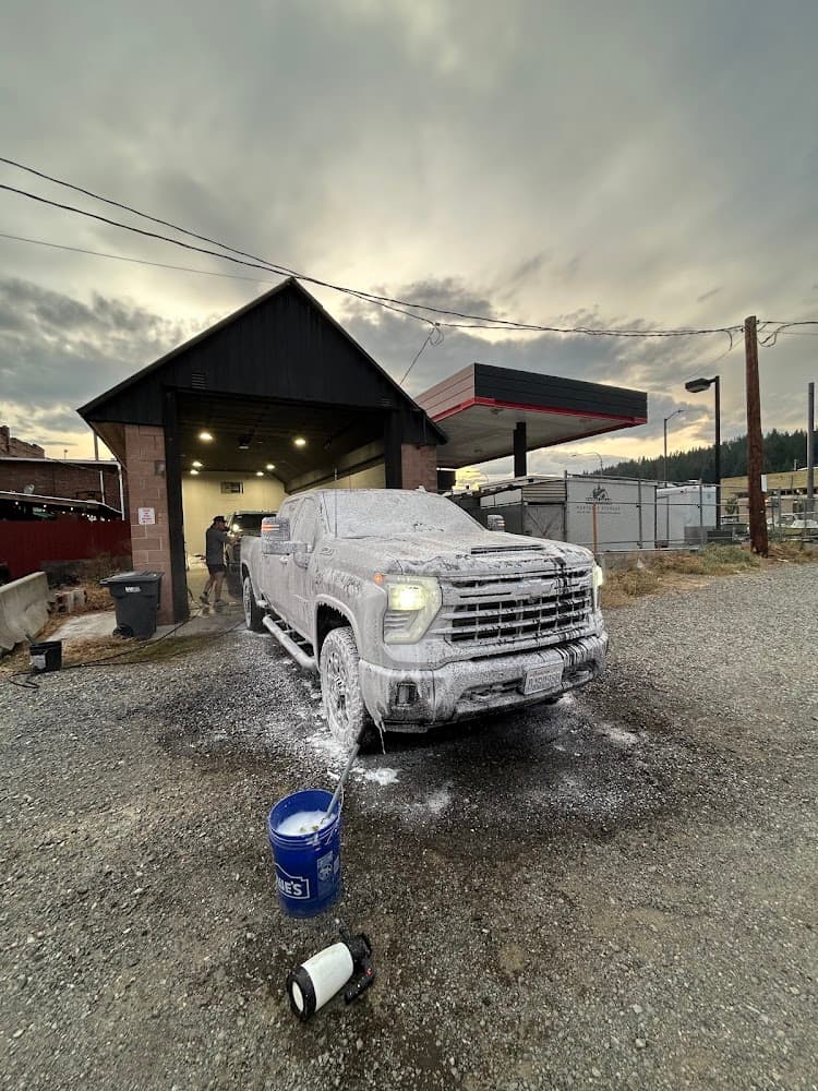 Business listing image