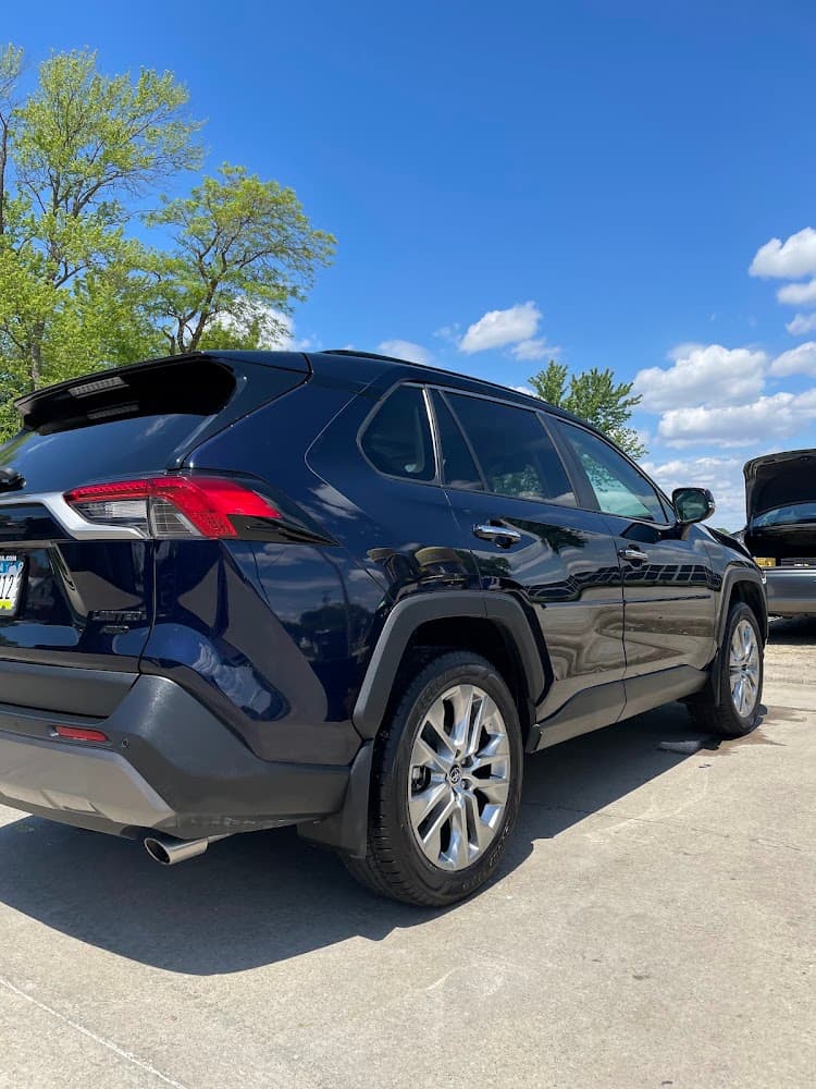 Business listing image