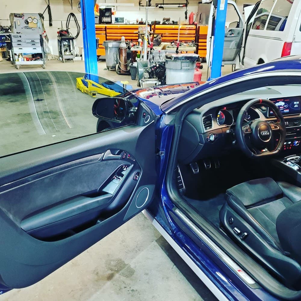 Business listing image