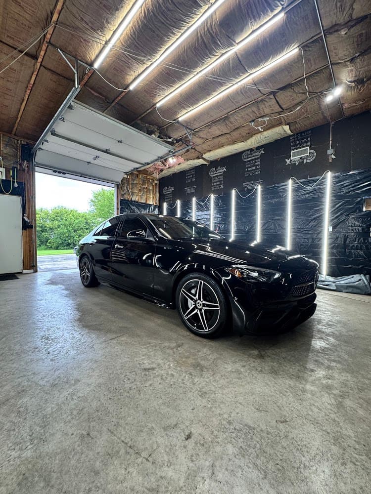 Business listing image