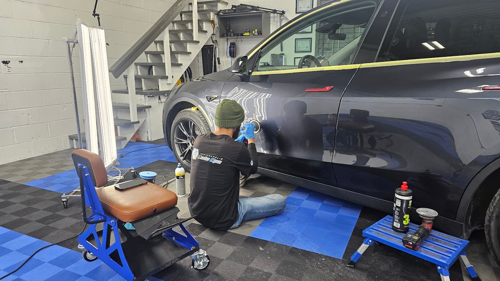 Business listing image