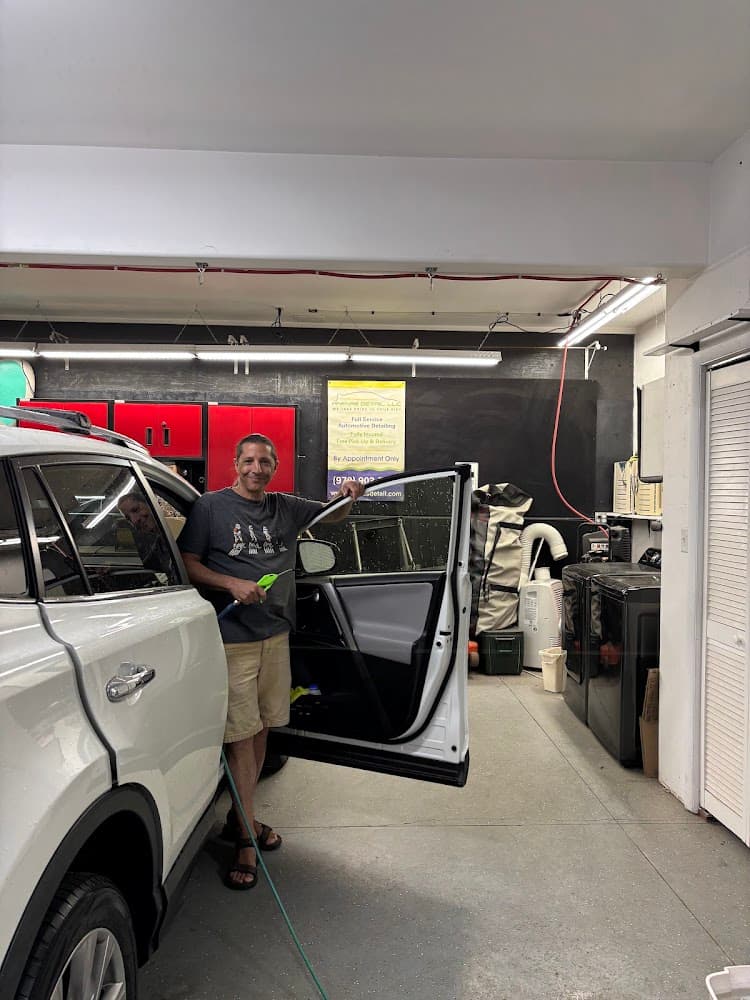 Business listing image