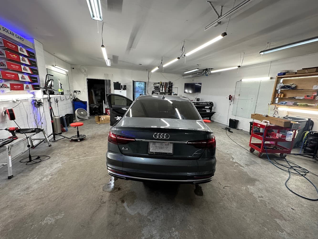 Business listing image