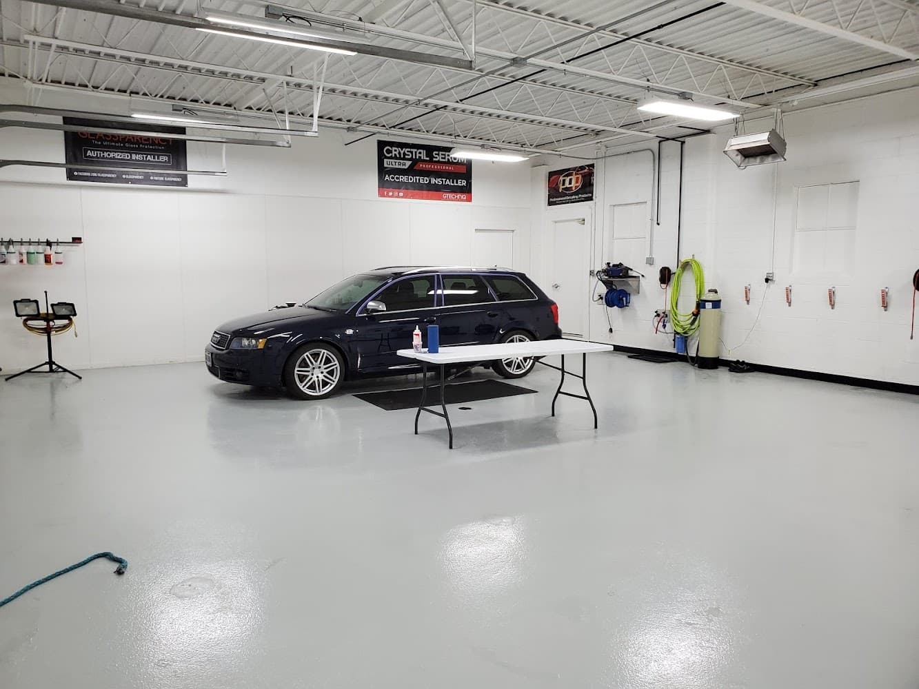 Business listing image