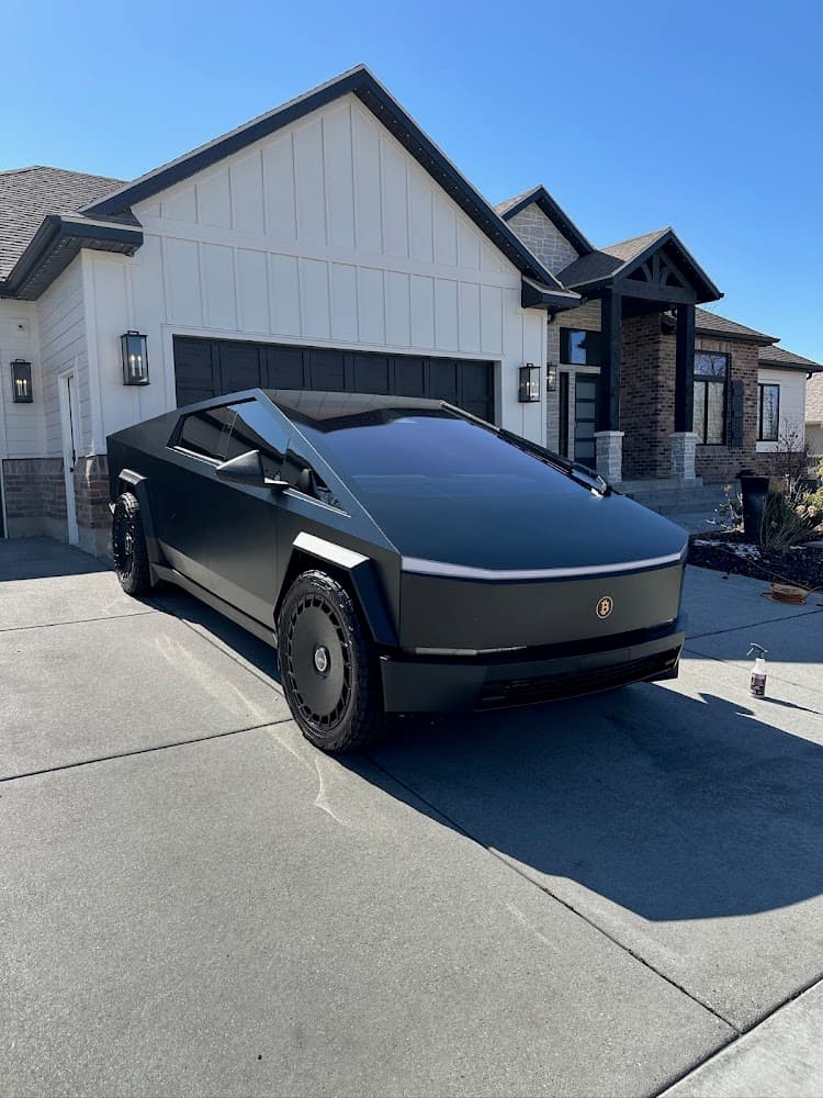 Business listing image