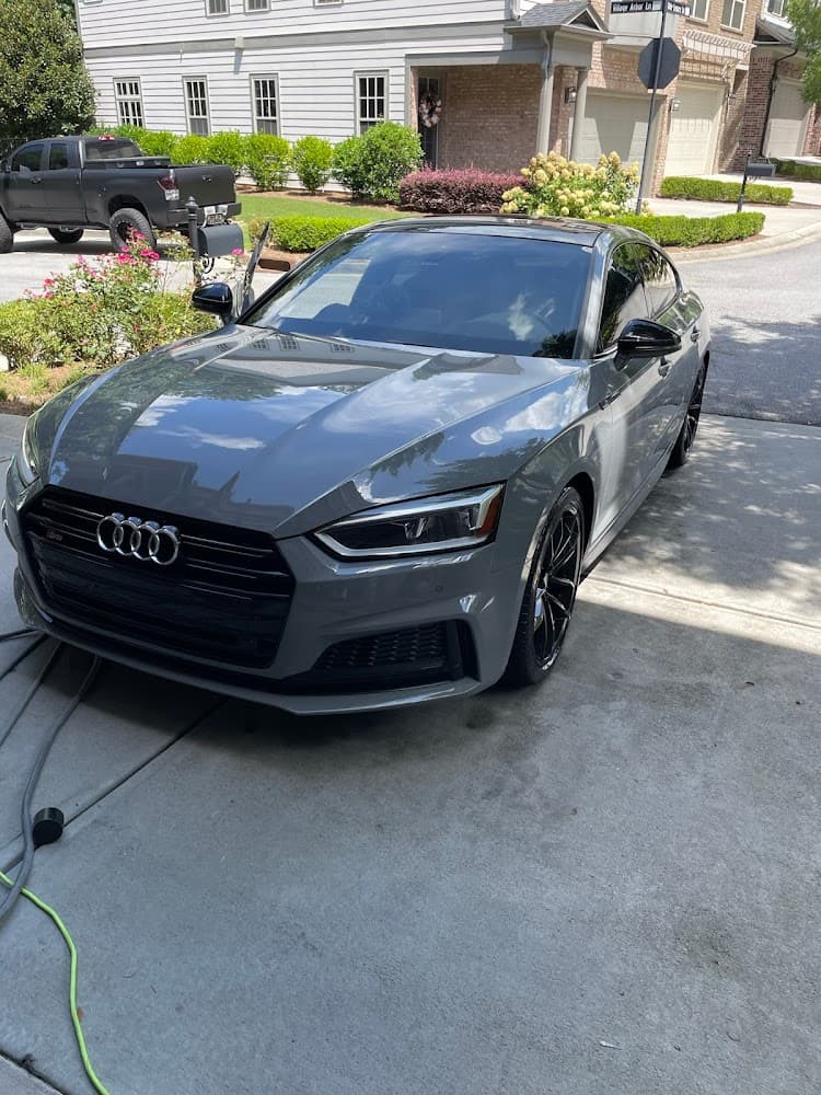 Business listing image