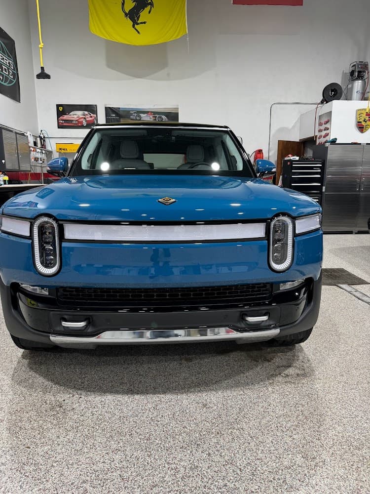 Business listing image