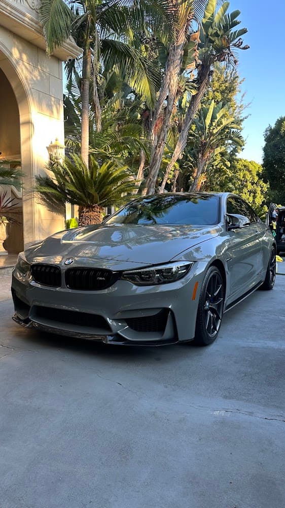 Business listing image