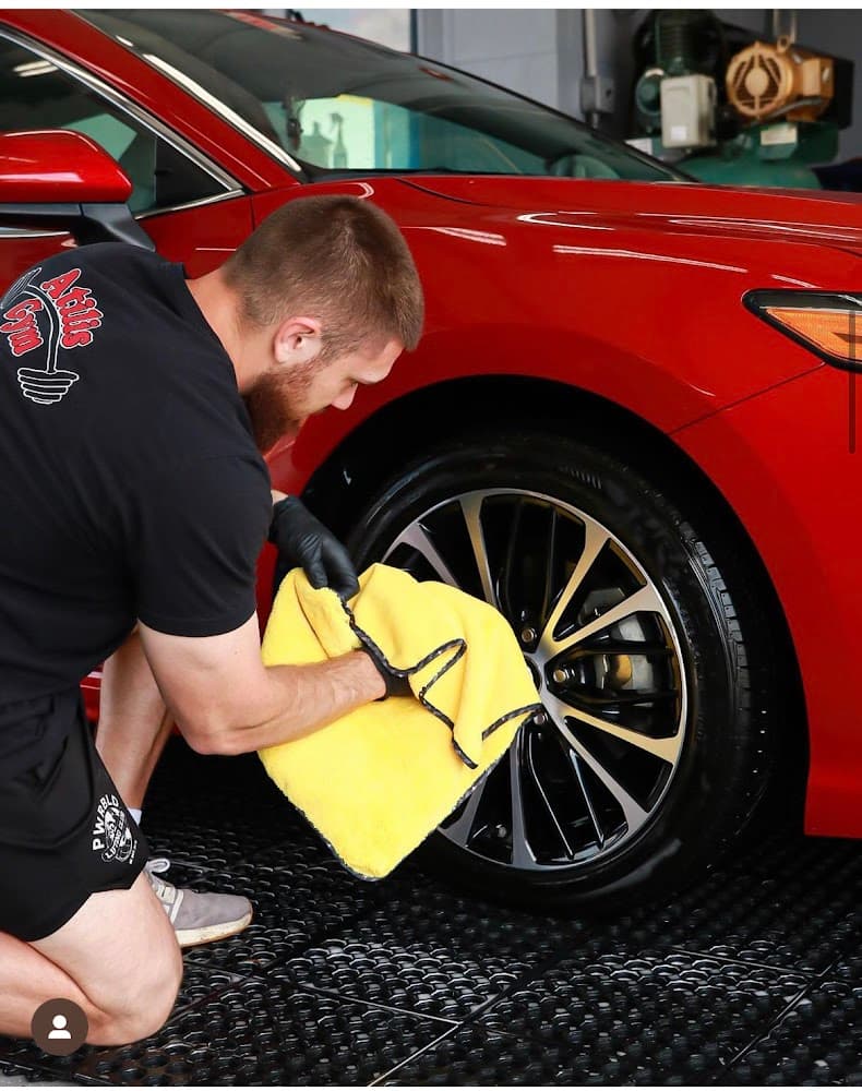 Business listing image