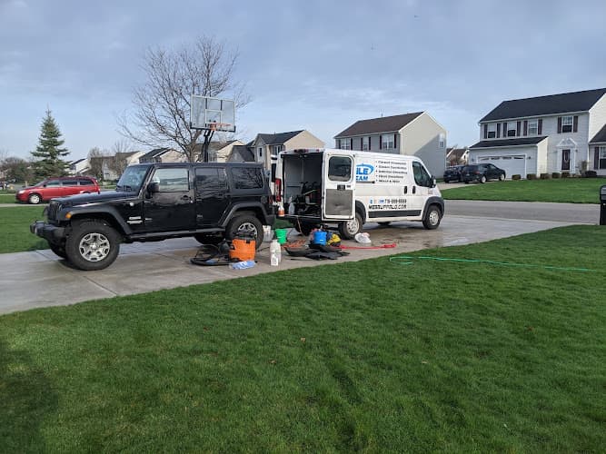 Business listing image