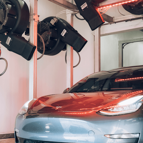 Business listing image