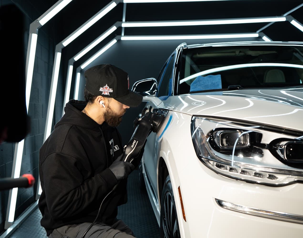 Business listing image