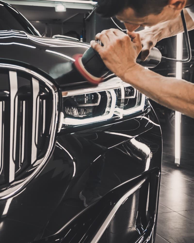 Business listing image