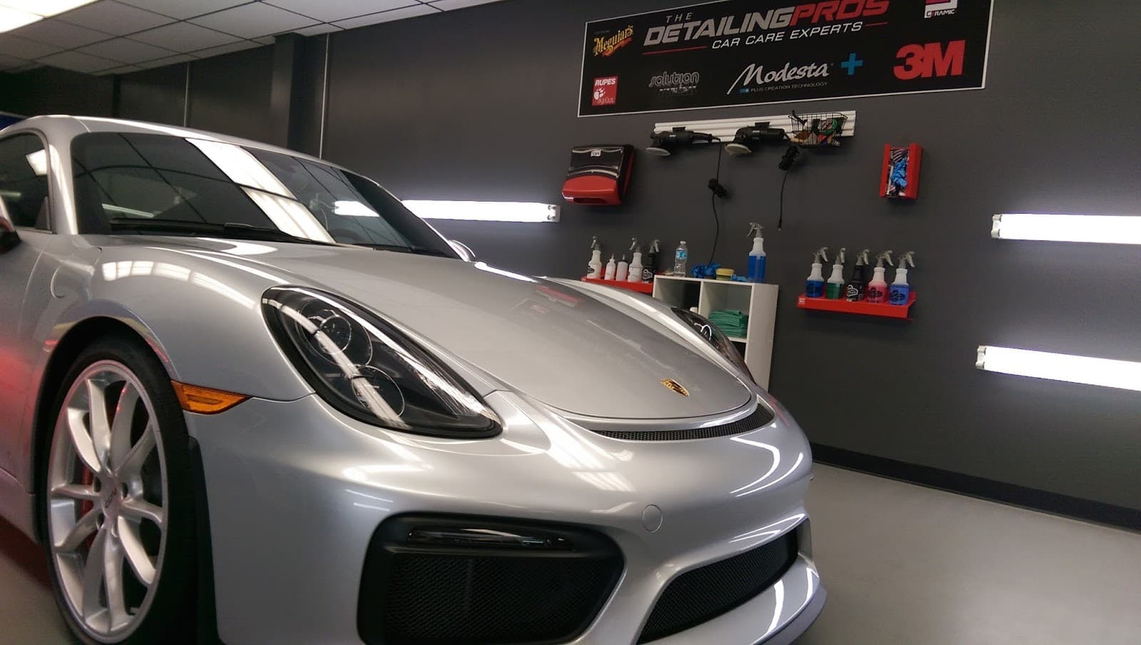 Business listing image