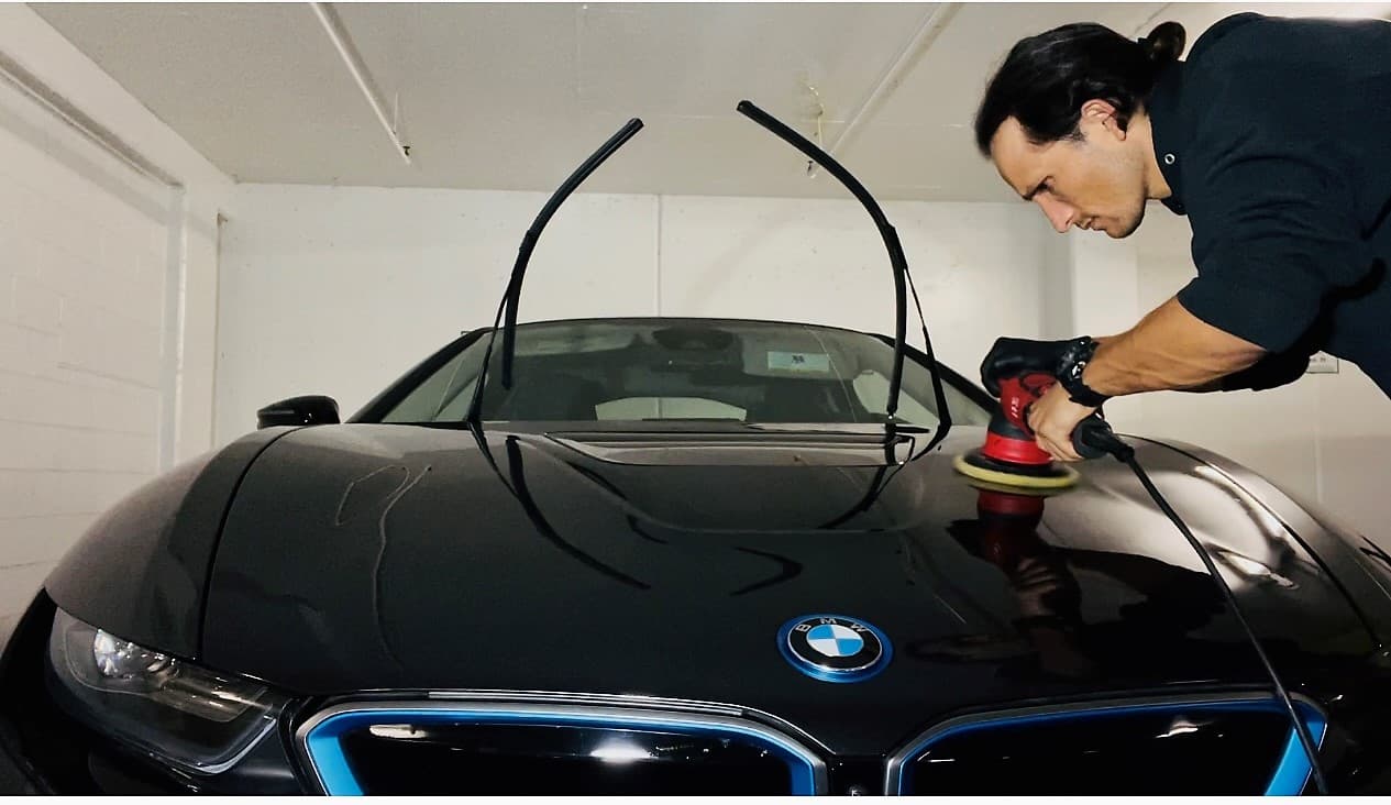 Business listing image