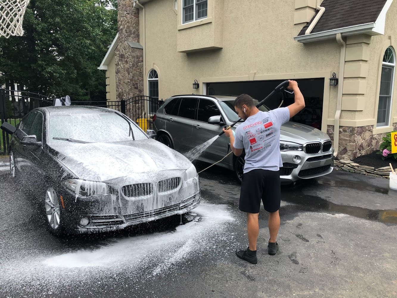 Business listing image