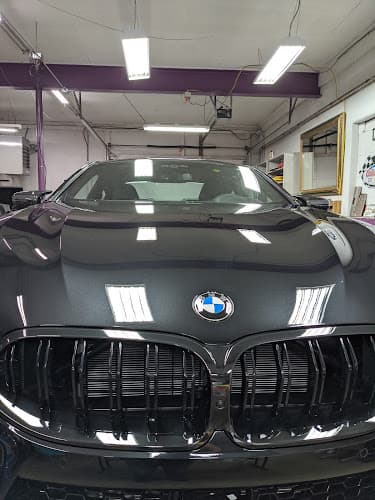 Business listing image