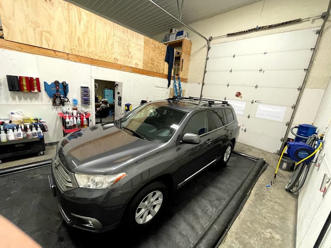 Business listing image