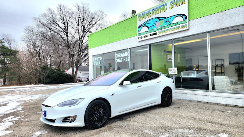 Business listing image