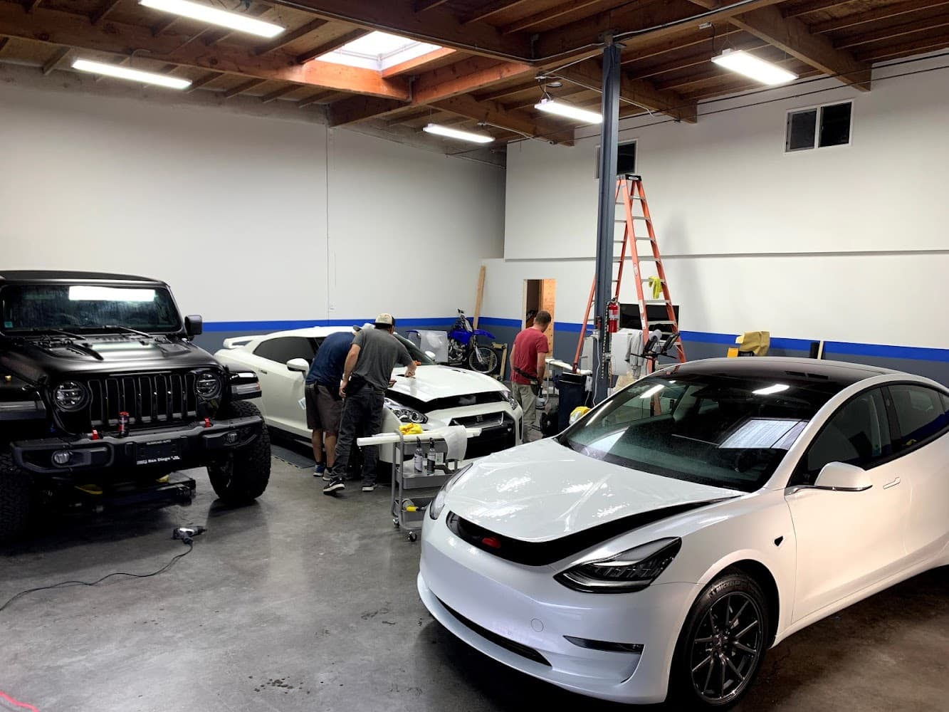 Business listing image