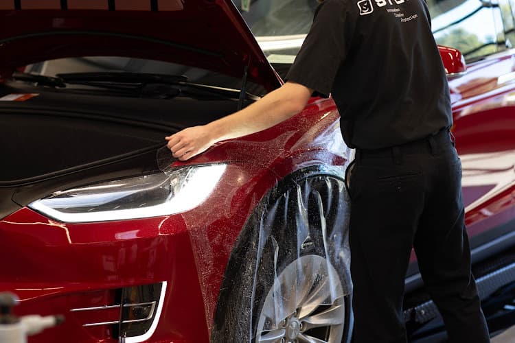 Business listing image