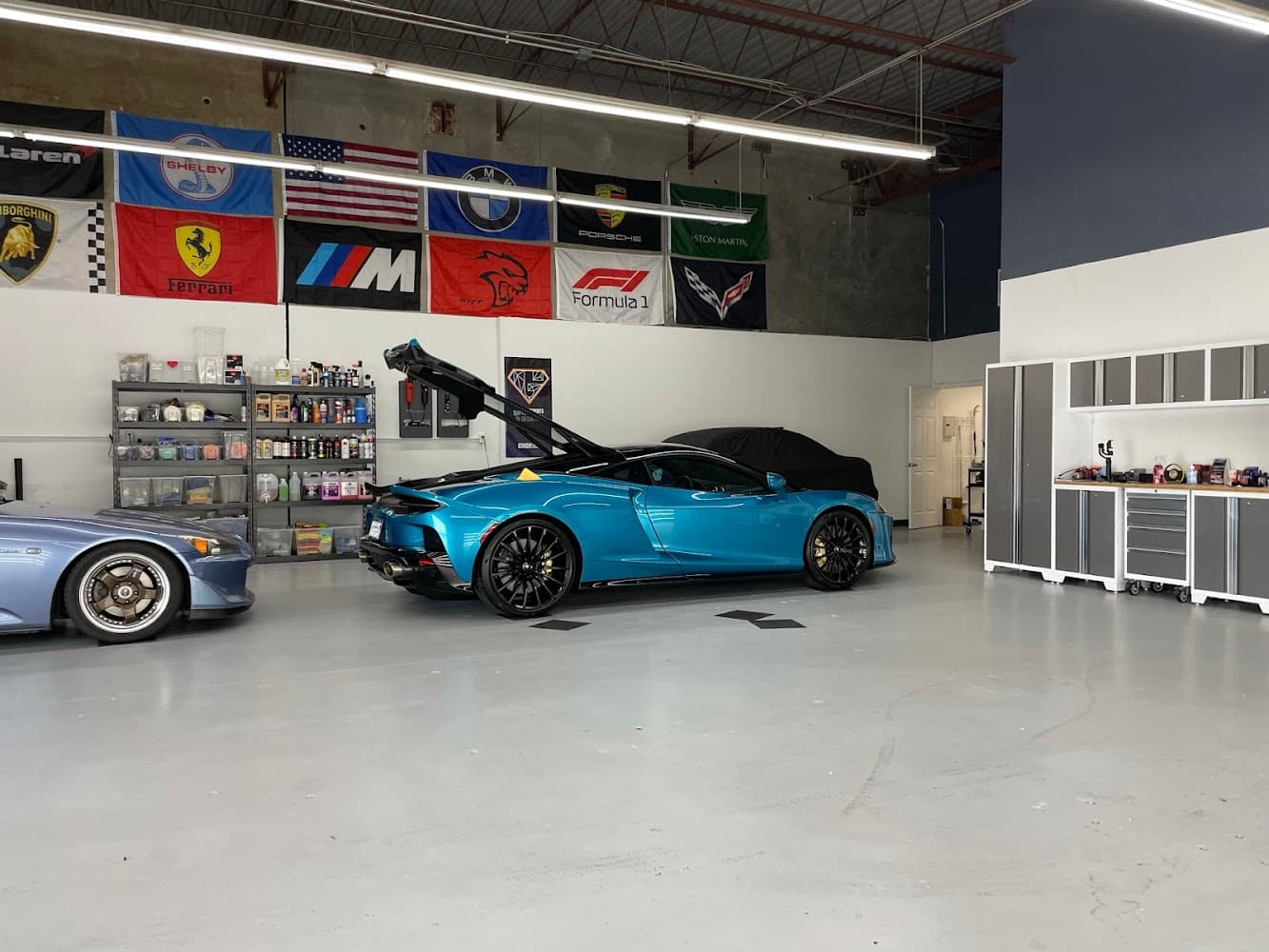 Business listing image