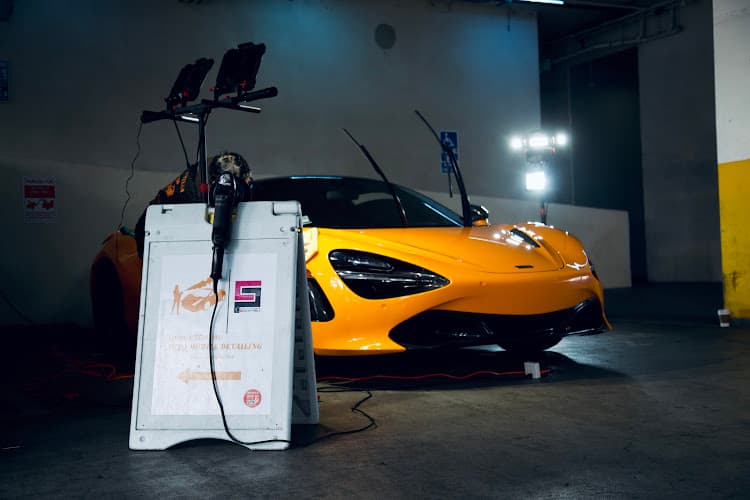 Business listing image