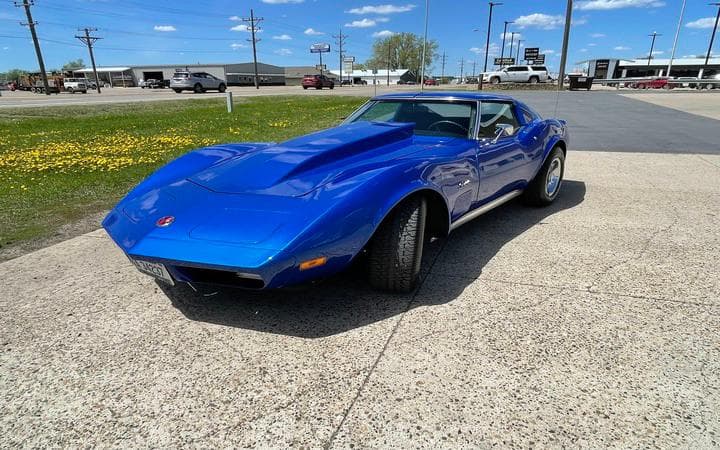 Business listing image