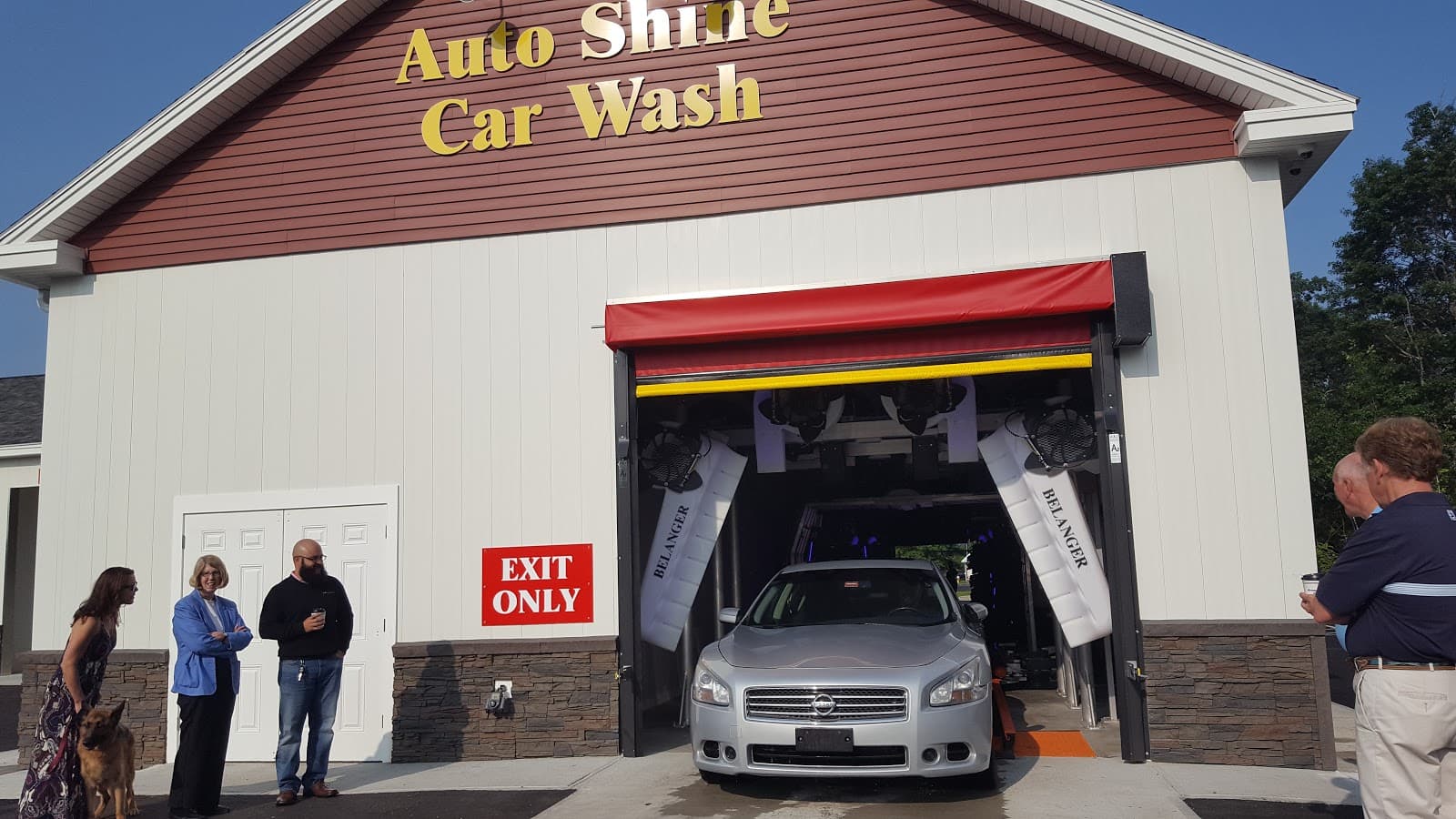 Business listing image