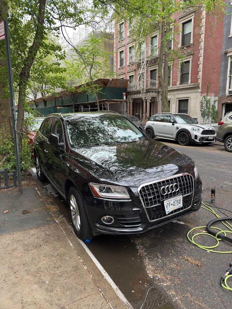 Business listing image