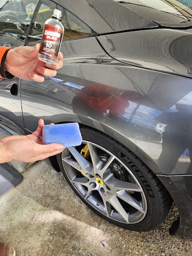 Business listing image