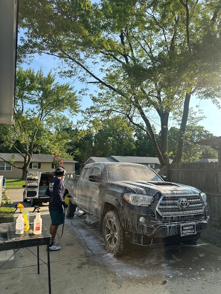 Business listing image