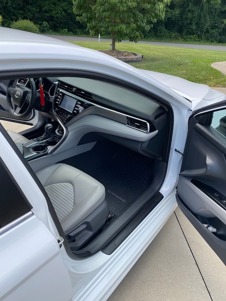 Business listing image