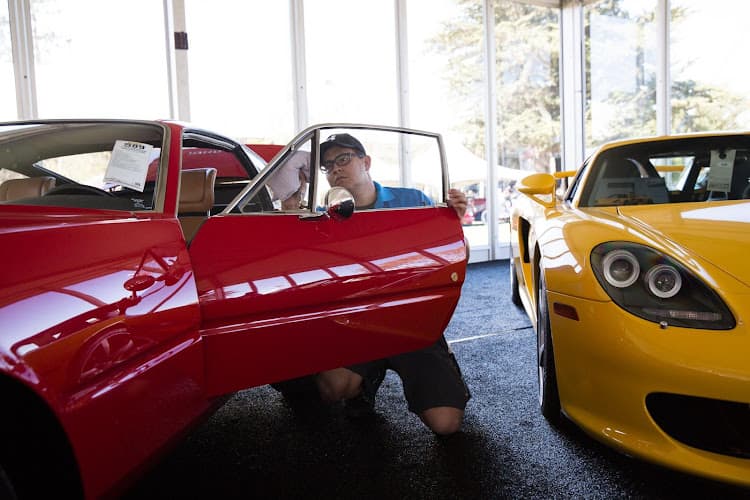 Business listing image