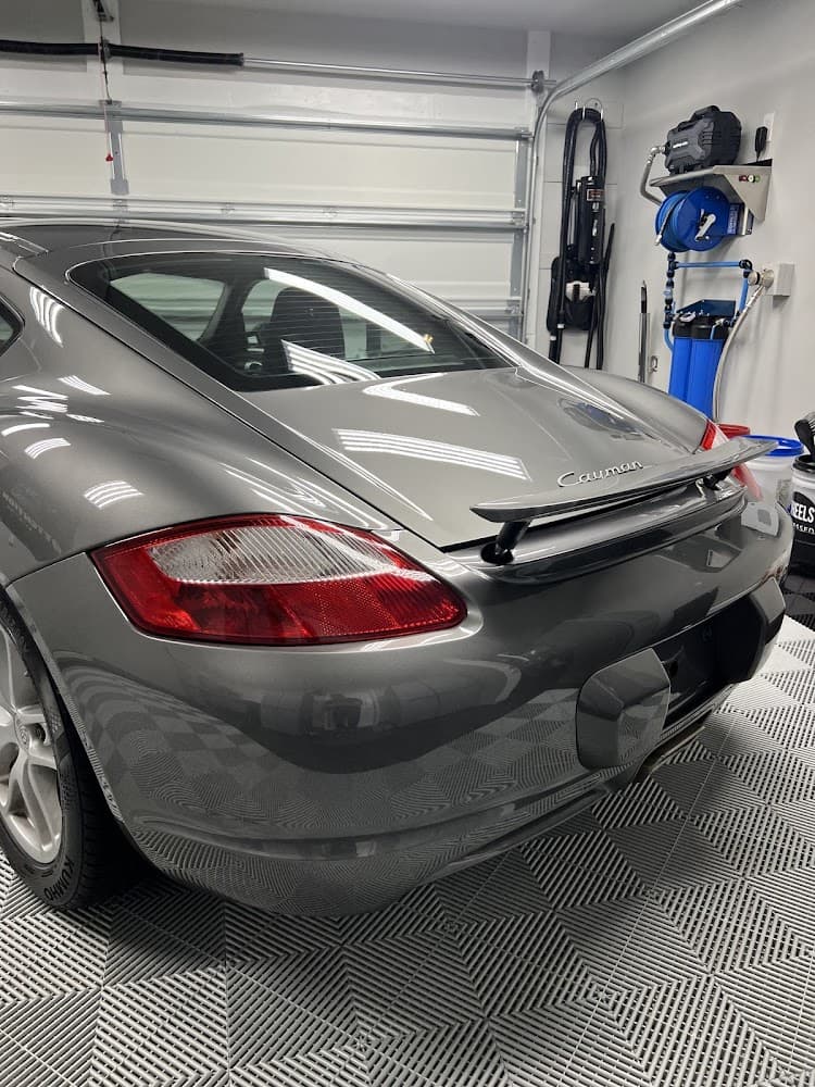 Business listing image