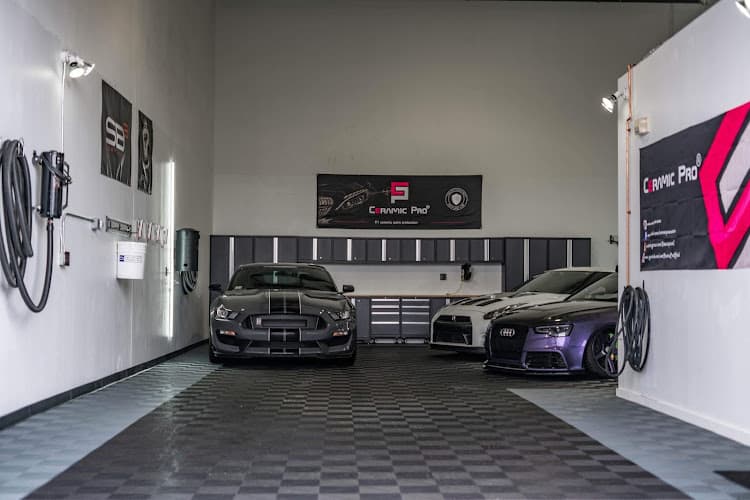 Business listing image